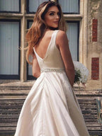 A-Line/Elegant Satin Beading V-neck Sleeveless Prom Dresses by misshow.com