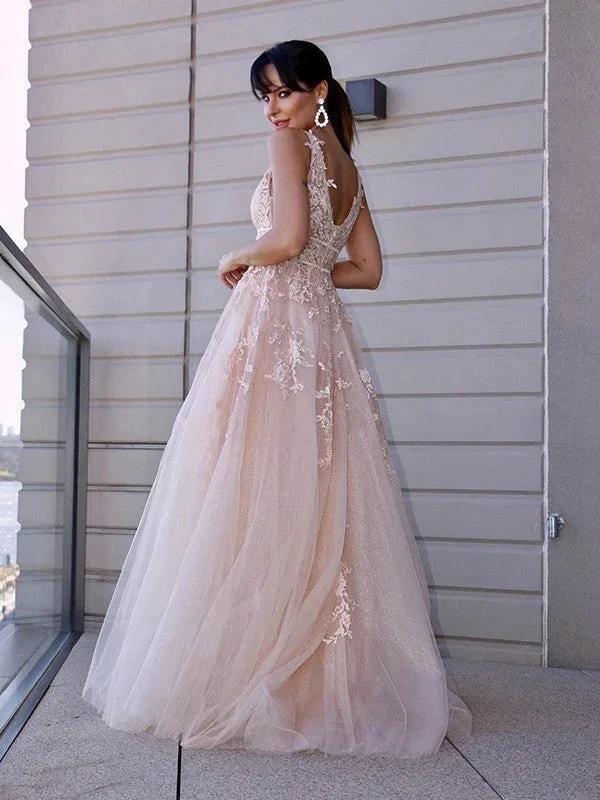 A-Line/Elegant Tulle Applique Scoop Sleeveless Prom Dresses by misshow.com