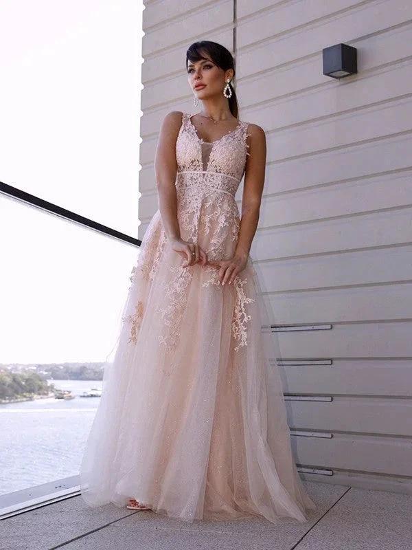 A-Line/Elegant Tulle Applique Scoop Sleeveless Prom Dresses by misshow.com