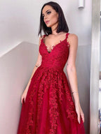 A-Line/Elegant Tulle V-neck Floor-Length Applique Sleeveless Prom Dresses by misshow.com