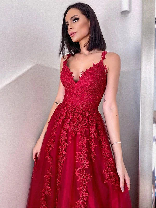 A-Line/Elegant Tulle V-neck Floor-Length Applique Sleeveless Prom Dresses by misshow.com