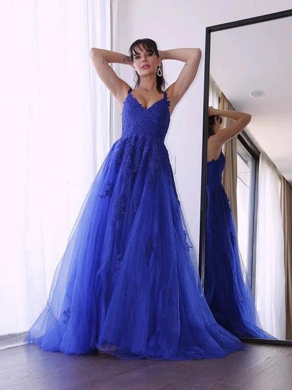 A-Line/Elegant Tulle V-neck Sleeveless Applique Prom Dresses by misshow.com
