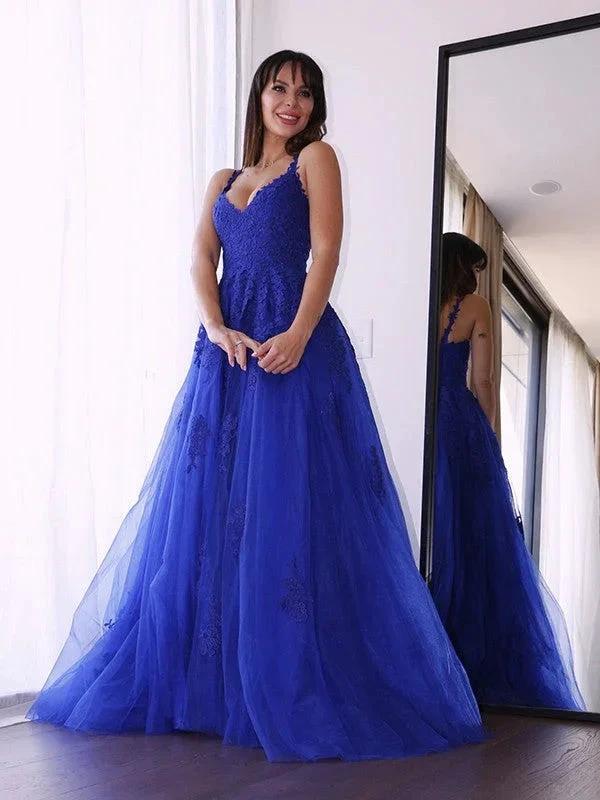 A-Line/Elegant Tulle V-neck Sleeveless Applique Prom Dresses by misshow.com