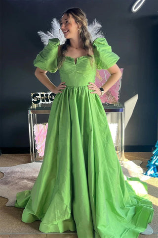 Lynette | Vestido de fiesta fucsia con escote cuadrado y mangas abullonadas