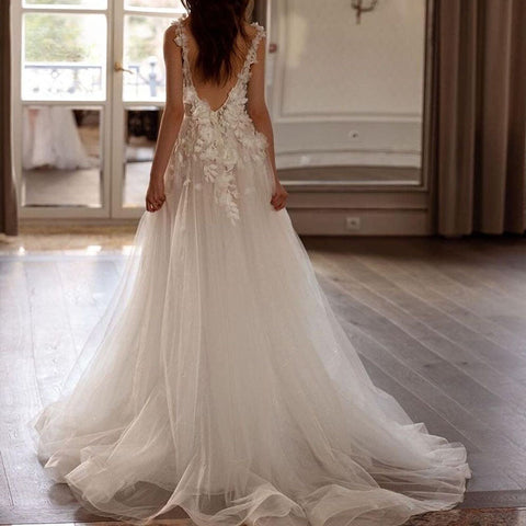 Sexy Backless Wedding Dresses For Woman V Neck Appliques Bridal Gowns Bohemian Princess Customize Tulle Vestidos