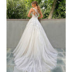 Elegant Wedding Dress A-Line O-Neck Tank Lace Appliques Illusion Button Tulle Bride Gown Robe De Mariée Customized