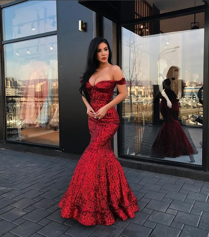 Burgunderrotes, langes, schulterfreies Meerjungfrau-Abschlussballkleid mit Pailletten