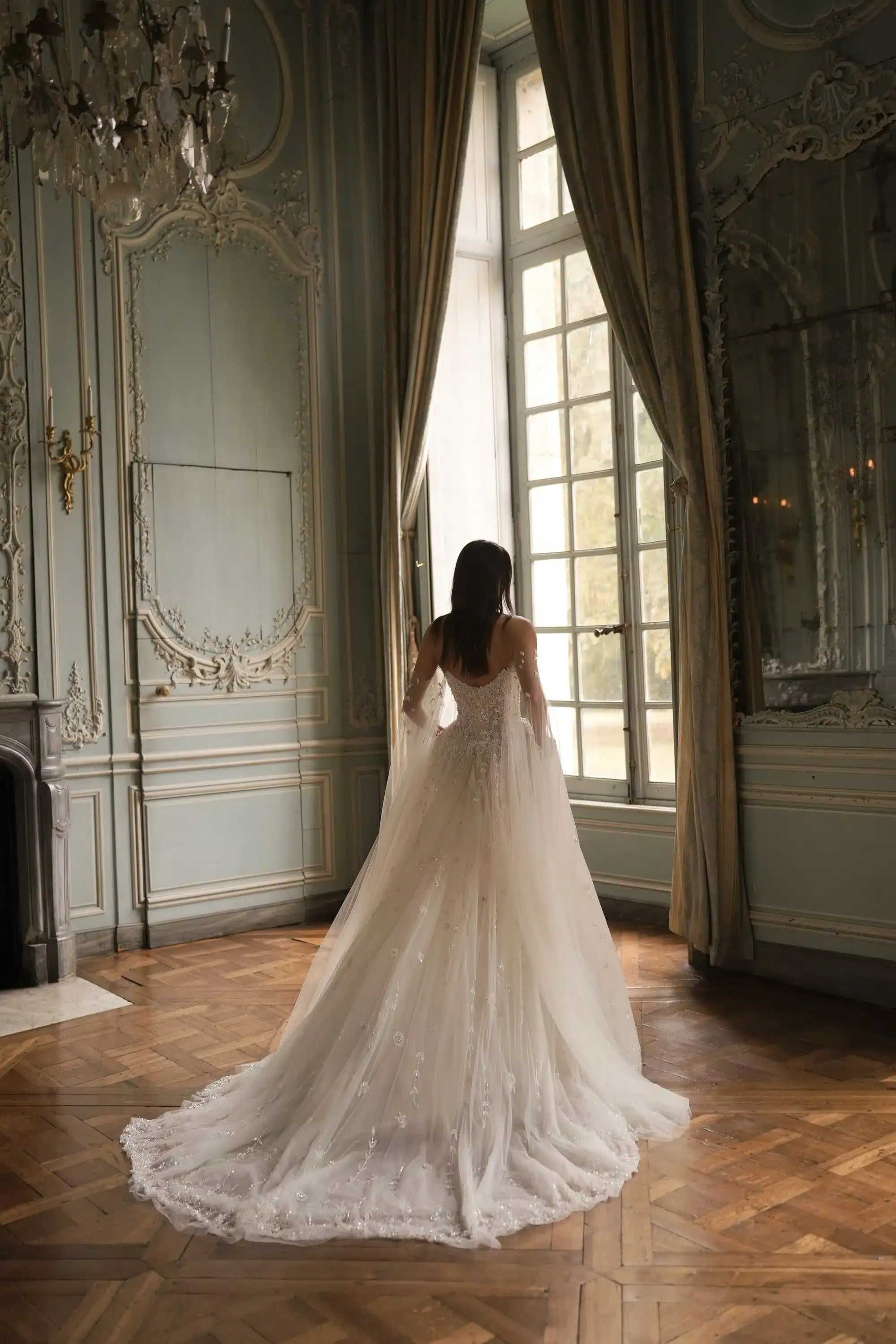 White Sparkly Beaded Corset Tulle Wedding Gown with Long Train SW746
