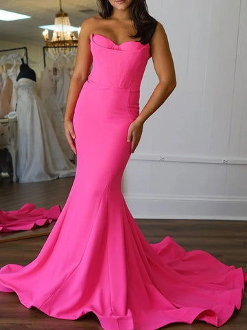 Aetherion | Trägerloses, langes Meerjungfrauen-Ballkleid mit Schlitz