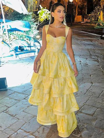 Alivia | Langes Party-Ballkleid in Pastellgelb mit Rüschen und Stufen in A-Linie