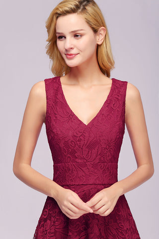 Increíble vestido de dama de honor de encaje sin mangas con escote en V y corte A