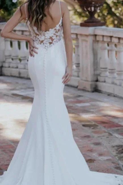 Amazing Column Lace Scoop Sleeveless White Wedding Dress With Appliques by misshow.com