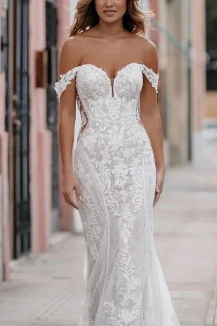 Amazing Column Lace Sweetheart Sleeveless White Wedding Dress With Appliques by misshow.com