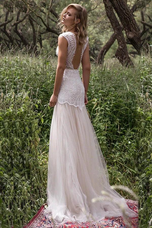 Amazing Long Sheath V-neck Lace Tulle Backless Wedding Dress by BIZTUNNEL
