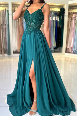 Attraktives langes grünes A-Linien-Ballkleid mit Spaghettiträgern und Schlitz