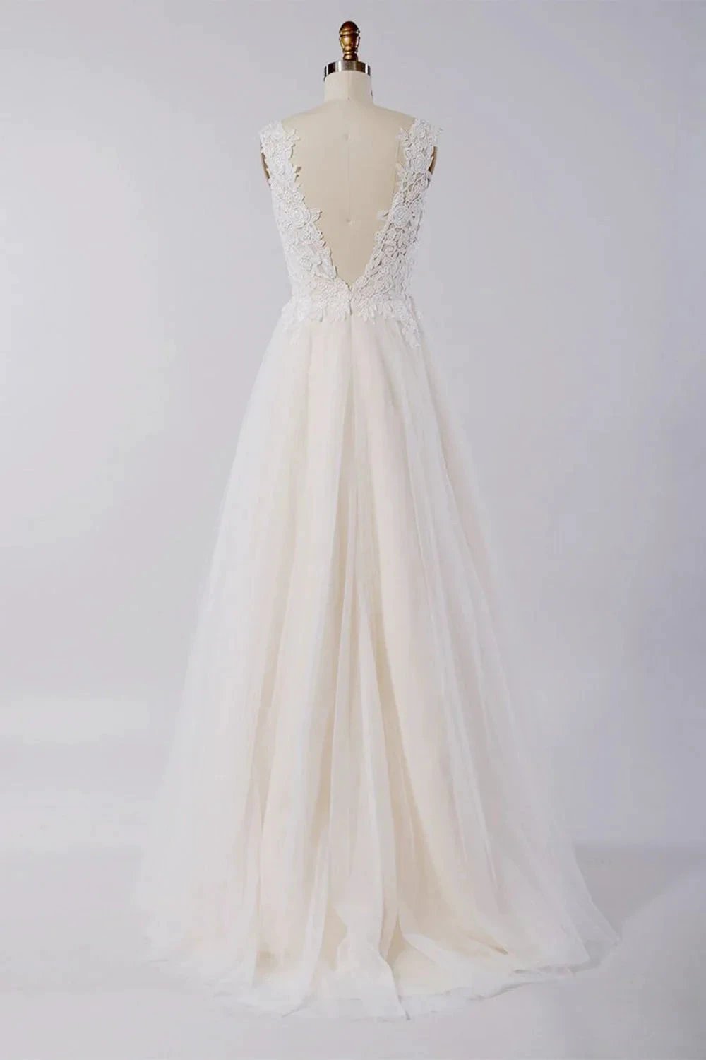 Awesome Appliques Tulle A-line Wedding Dress by misshow.com