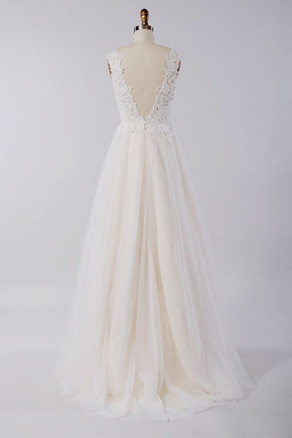 Fantastisches langes A-Linien-Brautkleid mit Applikationen, Spitze und Tüll