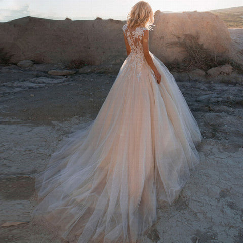 Scoop Lace Applique A Line Wedding Dresses Sleeveless Illusion Tulle Boho Bridal Gown Vestido De Noiva