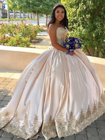 Duchesse-Linie Herzausschnitt Perlen verziert Satin Ärmellos Abendkleider