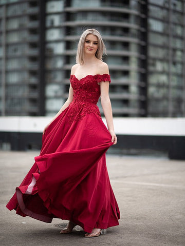 Ballkleid Off-the-Shoulder Satin Applique Ärmellos Bodenlang Ballkleider