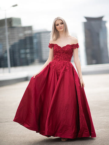 Ballkleid Off-the-Shoulder Satin Applique Ärmellos Bodenlang Ballkleider