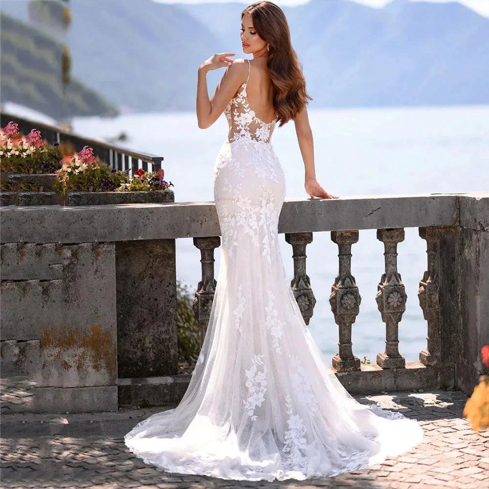 Elegant Mermaid Wedding Dress V-Neck Spaghetti Straps Lace Appliques Backless Bridal Gown Floor Length Vestidos De Novia by payinti