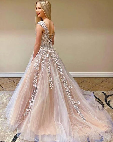 Wunderschönes rückenfreies langes Ballkleid aus Spitzentüll in A-Linie
