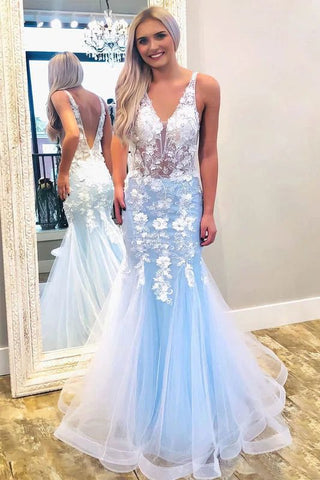 Wunderschönes rückenfreies Meerjungfrau-Ballkleid aus Tüll mit tiefem V-Ausschnitt und floraler Spitze