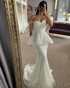 Beautiful Mermaid Tulle Lace Sweetheart Sleeveless White Wedding Dresses With Appliques by misshow.com