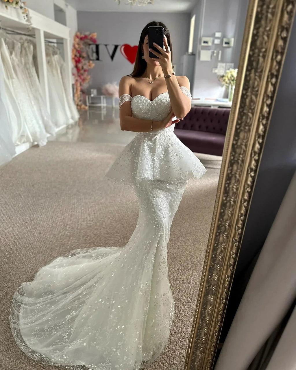 Beautiful Mermaid Tulle Lace Sweetheart Sleeveless White Wedding Dresses With Appliques by misshow.com