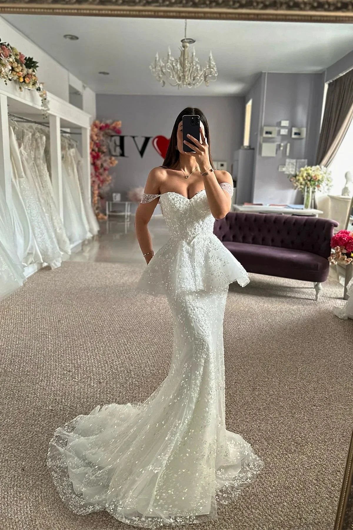 Beautiful Mermaid Tulle Lace Sweetheart Sleeveless White Wedding Dresses With Appliques by misshow.com