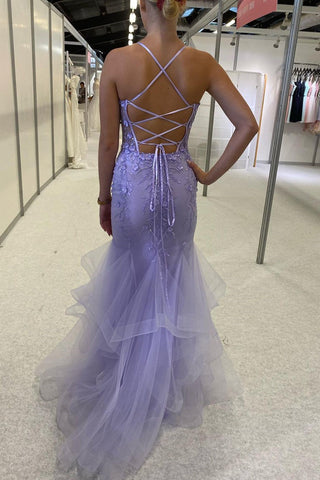 Wunderschönes lila Spaghettiträger-Ballkleid aus Spitze mit Schlitz