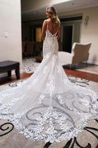 Beautiful Spaghetti Straps V-neck Blackless Lace Mermaid Wedding Dresses