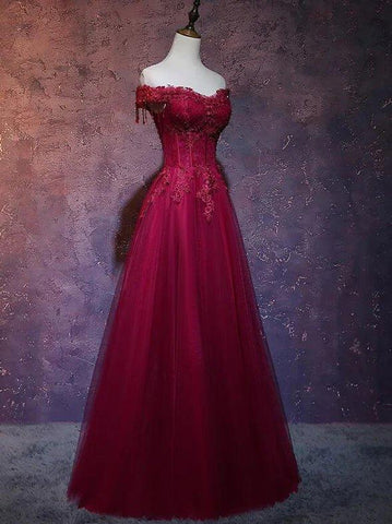 Hermoso vestido de fiesta largo de tul rojo vino con escote en forma de corazón y corte A