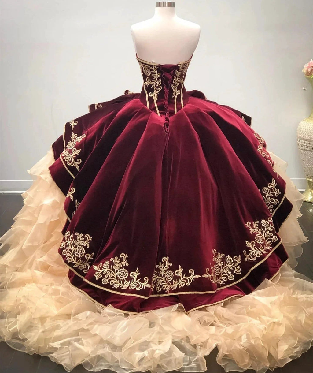 Best Long Ball Gown Sweetheart Organza Quinceanera Dress by BIZTUNNEL