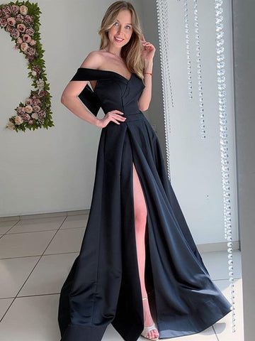 Schwarzes langes A-Linien-Kleid aus schulterfreiem Satin mit Schlitz