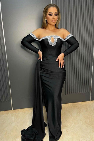 Schwarzes Meerjungfrau-Kleid mit langen Ärmeln, schulterfrei, Satin, Perlen, formelles Ballkleid mit Schlitz