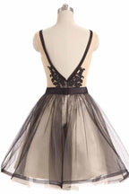 Vestido Curto de Baile com Decote em V e Renda de Tule Preto Vestidos de Regresso a Casa PD067