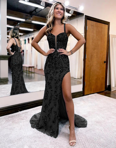 Vestido de fiesta largo con lentejuelas y abertura en azul brillante