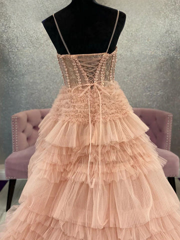 Averi | Zartrosa Tüll-Ballkleid mit Rüschenlagen und Schnürung am Rücken in A-Linie