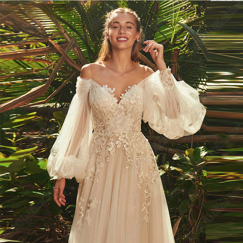 Light Champagne Wedding Dresses Pastrol Puff Long Sleeves 3D Flowers Bride Gowns A-Line Sexy Backless vestidos de novia