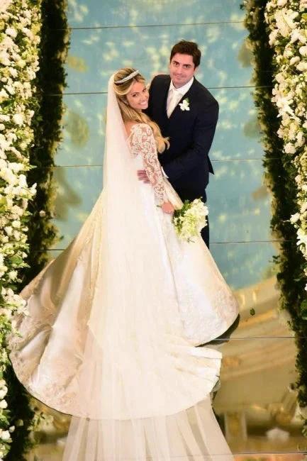 Charming A-Line Lace Sweetheart Long Sleeve White Wedding Dress With Appliques by misshow.com