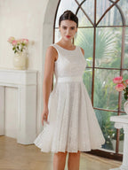 Charming A-Line Tulle Polyester Scoop Sleeveless Off White Prom Dresses With Sequined by misshow.com