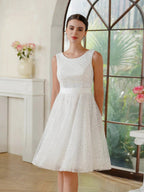 Charming A-Line Tulle Polyester Scoop Sleeveless Off White Prom Dresses With Sequined by misshow.com