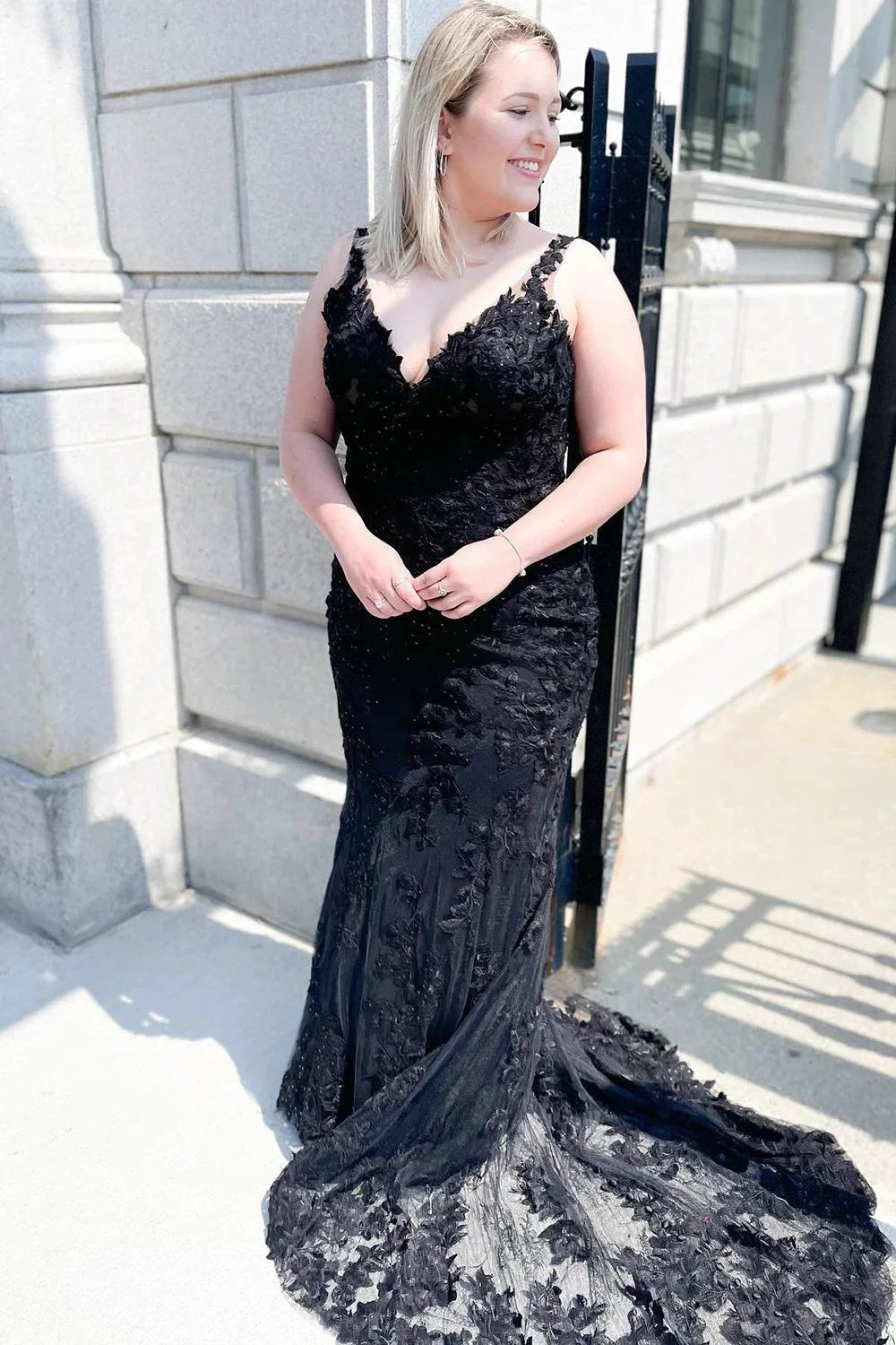Charming Black Long Mermaid V-neck Lace Tulle Open Back Prom Dress by BIZTUNNEL