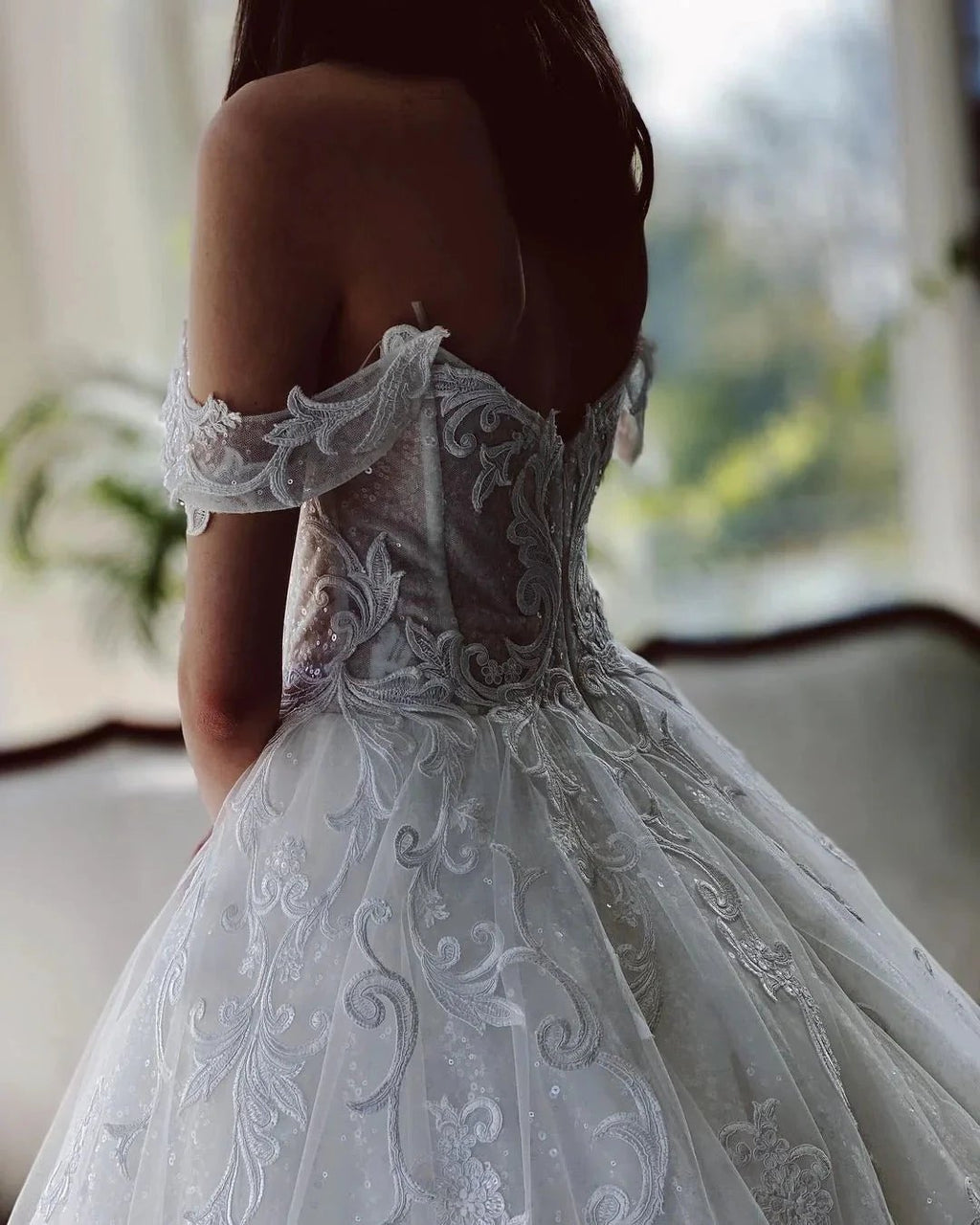 Charming Long A-line Off-the-shoulder Tulle Wedding Dress with Glitter by BIZTUNNEL