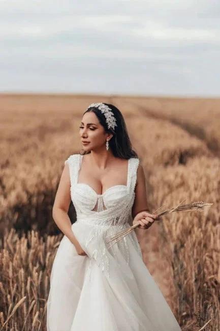 Charming Long White A-line Tulle Sleeveless Wedding Dress with Lace by misshow.com
