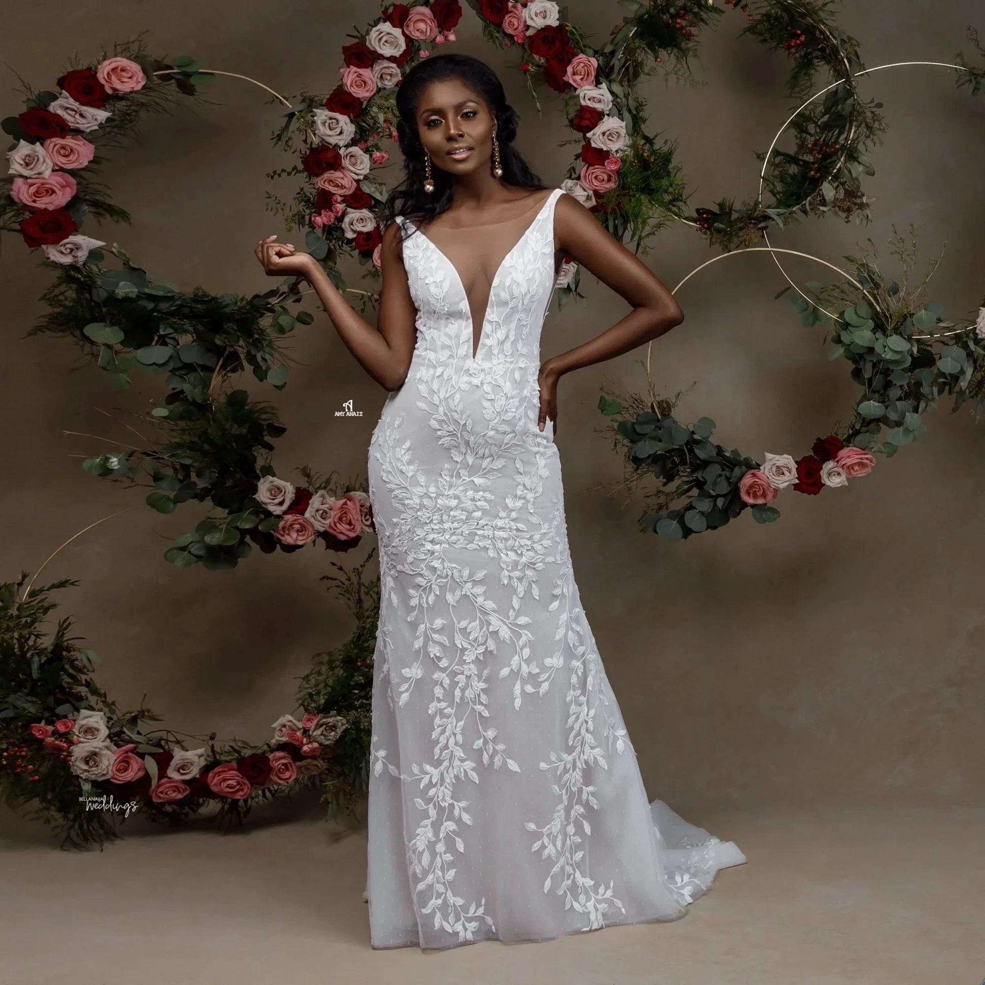 Charming Portrait Sleeveless Lace Mermaid Wedding Dress by misshow.com