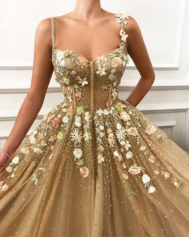 Schickes A-Linie Spaghettiträger Applikationen Spitze Langes Ballkleid