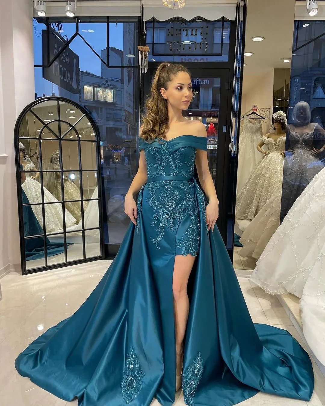 Chic Floor Length Sweetheart Off-The-Shoulder Sheath Ribbon Prom Dress with Appliques by misshow.com